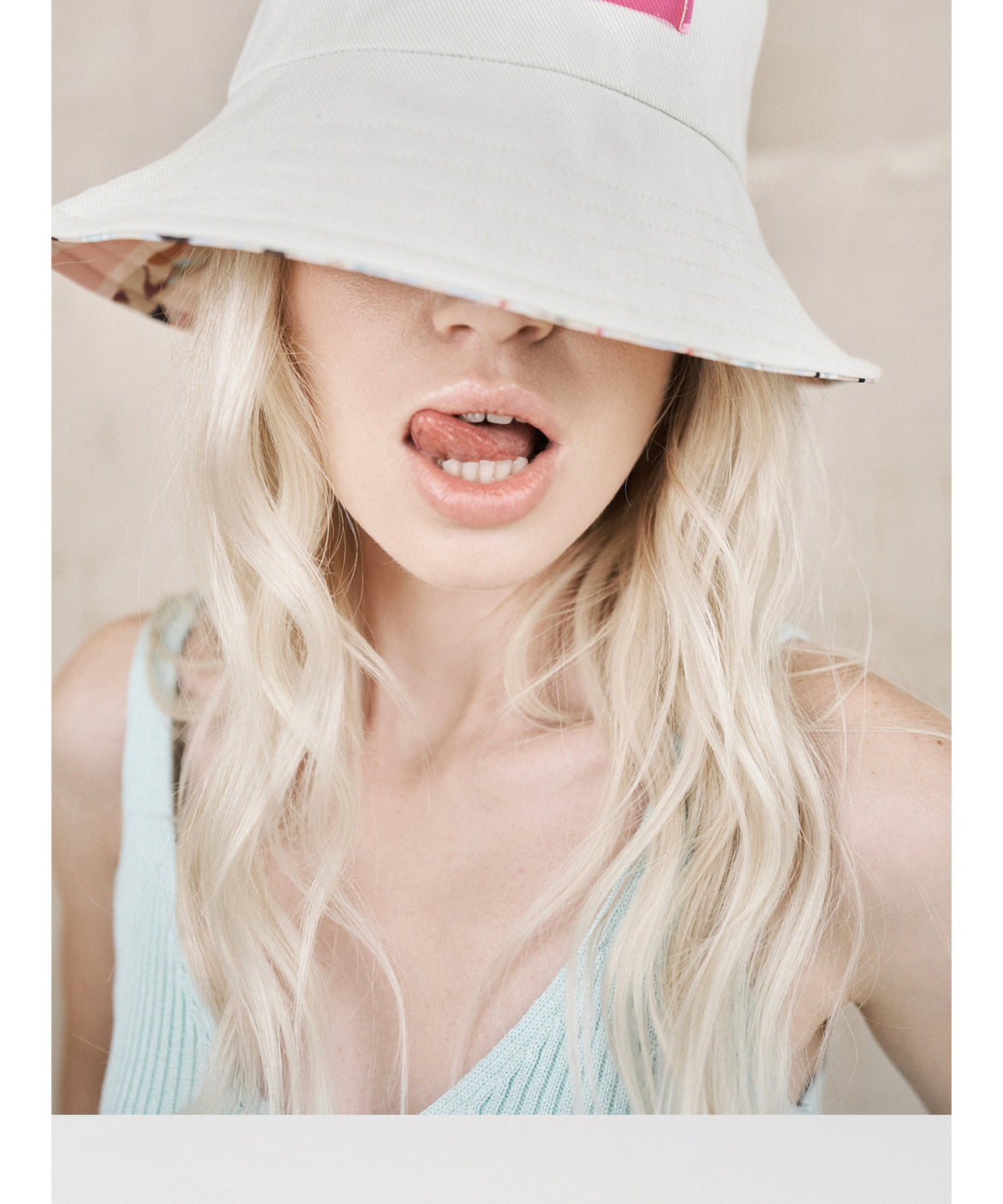 https://elle.ua/moda/trendy/5-veshchey-kotorie-stoit-dobavit-v-svoy-garderob-etim-letom/